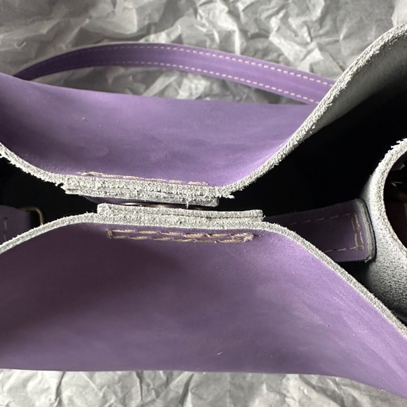 New Portland Leather Butterfly 🦄 Chalk 🦄 - Picture 4 of 6